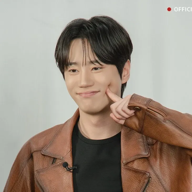 Latest photo of Lee Junyoung