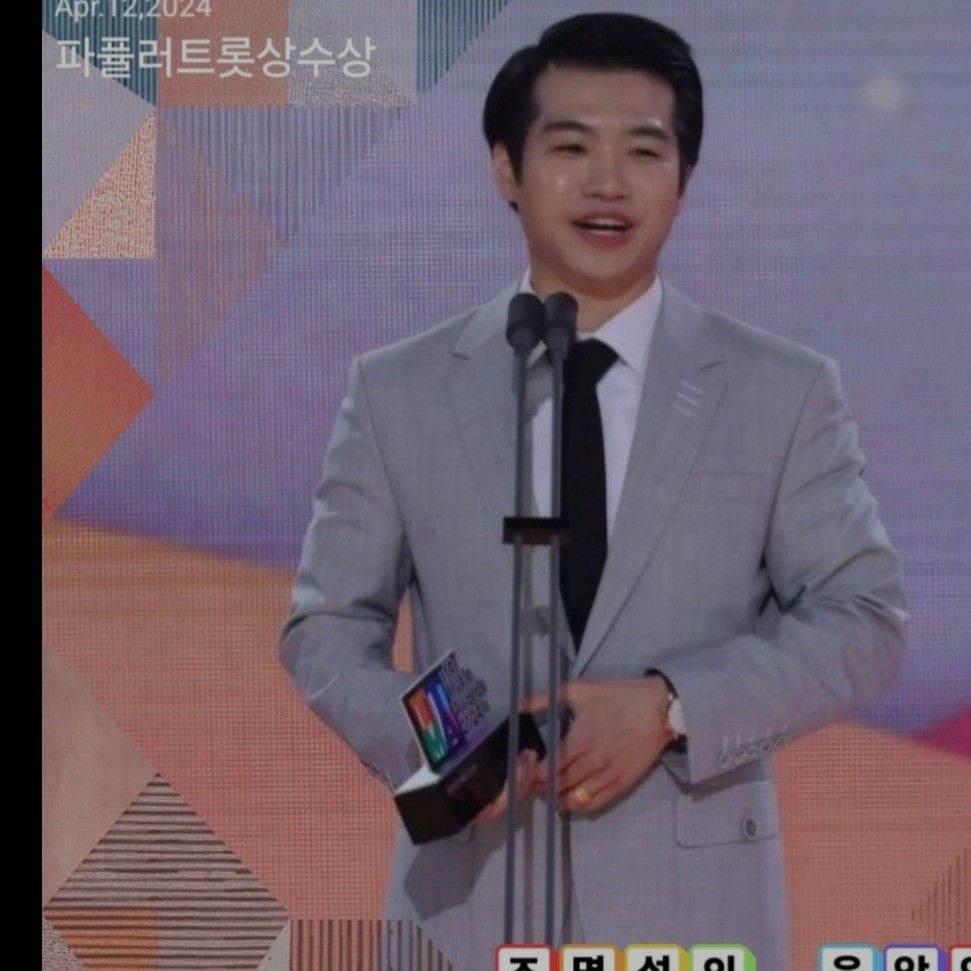 赵明燮的最新照片