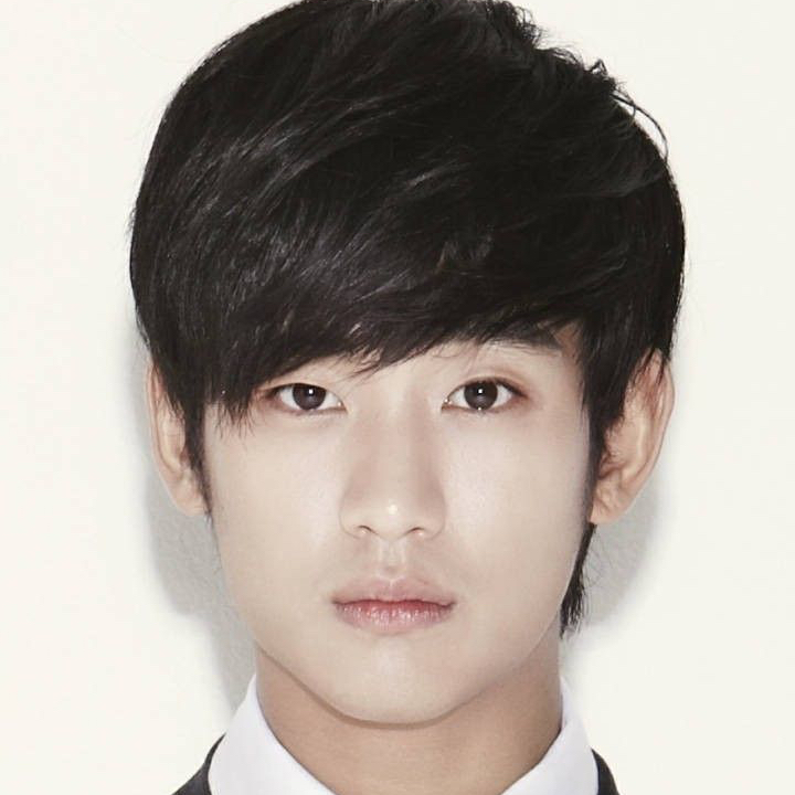 キム・スヒョンの最新写真