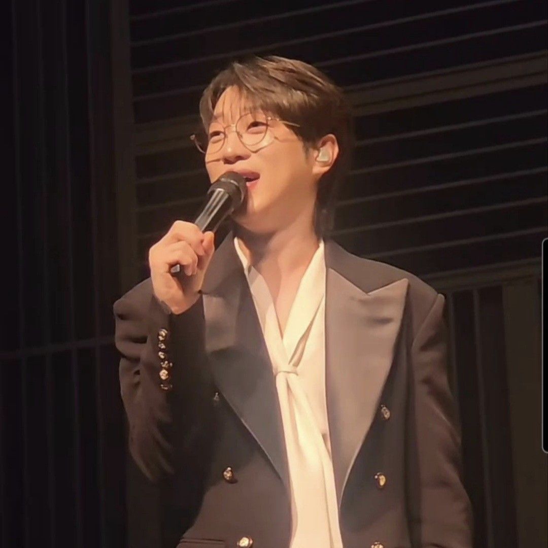 Recent activity shot of An Sunghoon