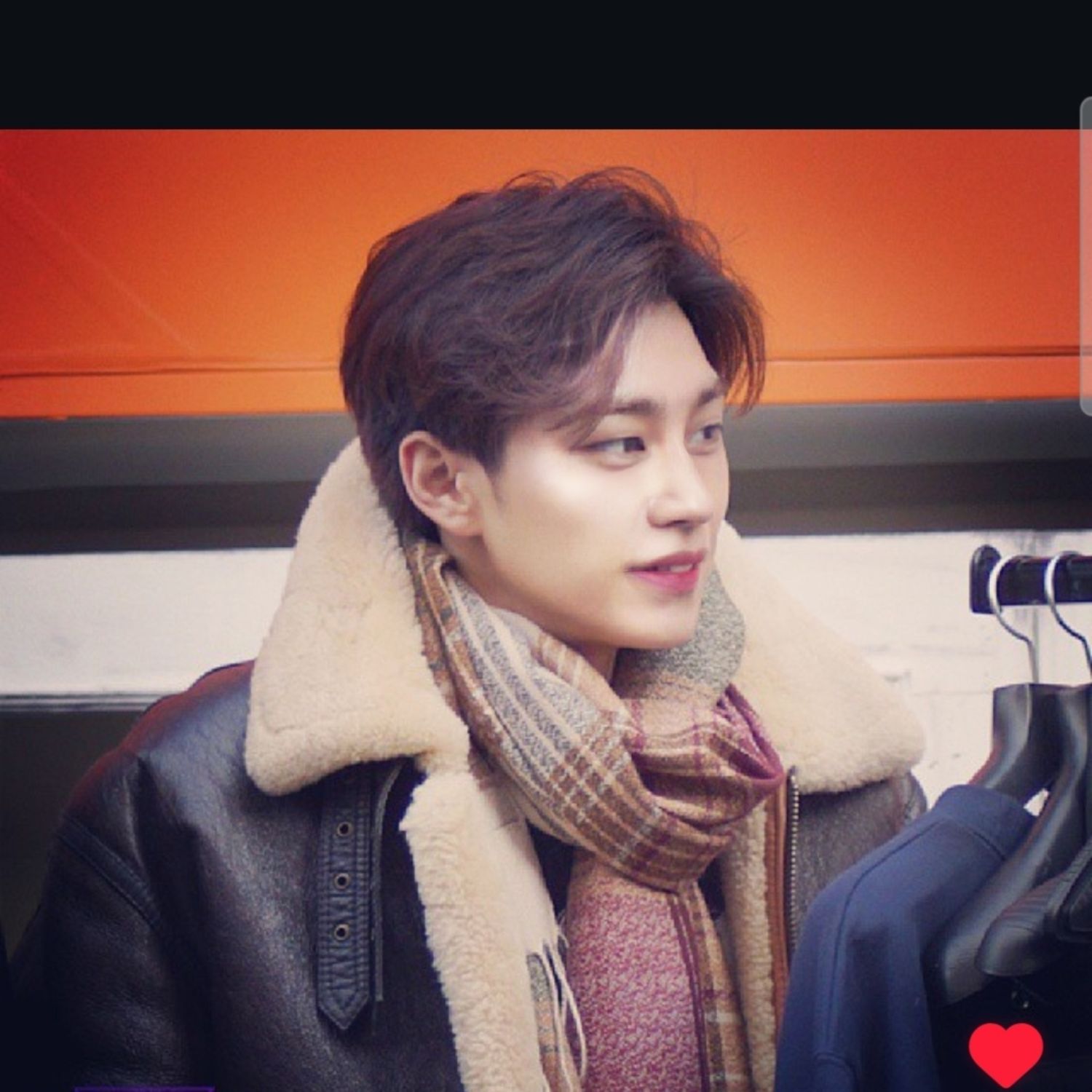 A moment captured by a fan of Kim Jaeyoung