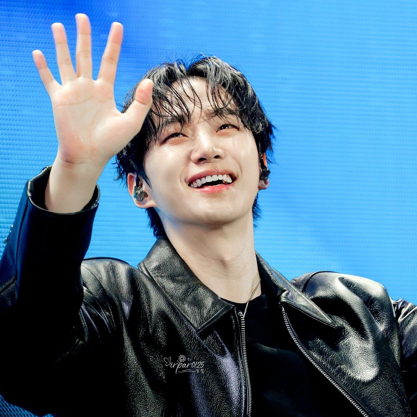 粉丝拍下的李俊昊瞬间