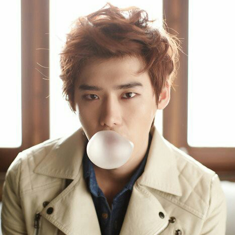 Foto kegiatan terbaru dari Lee Jongsuk
