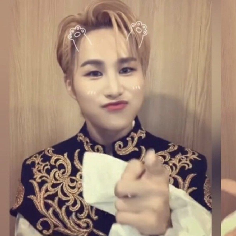 粉絲拍下的金熙栽瞬間