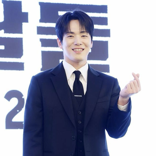 김정현의 최신 사진