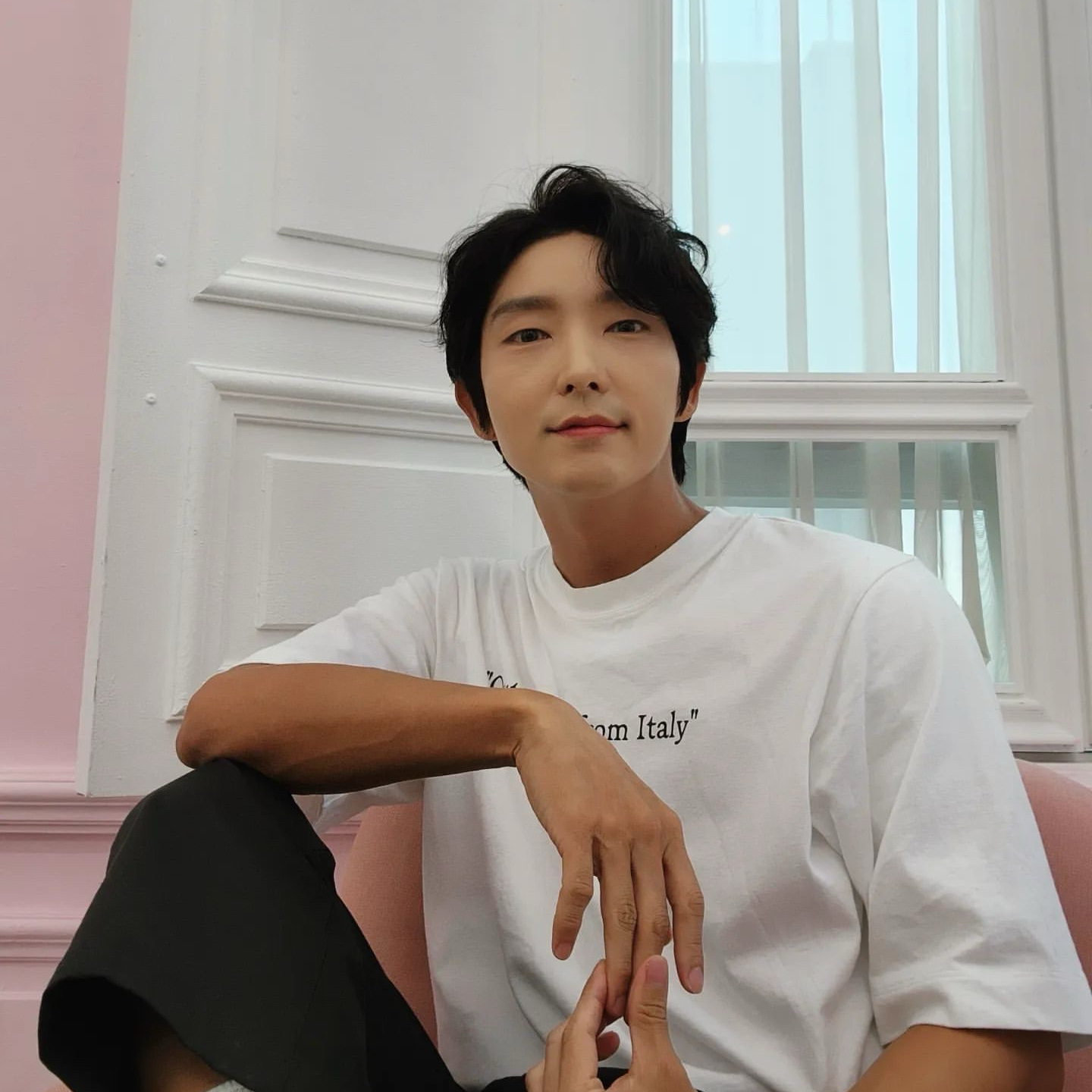 A moment captured by a fan of Lee Joongi