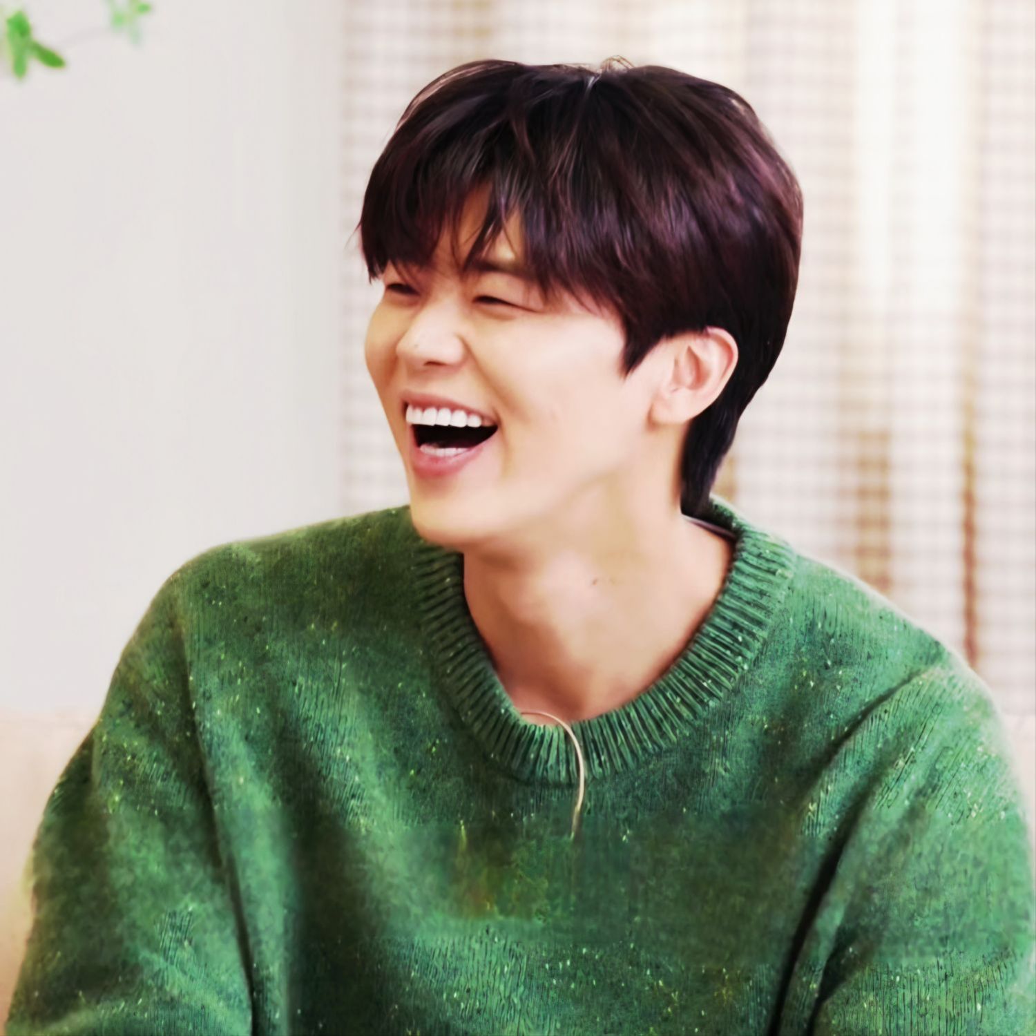 A moment captured by a fan of Park Jihyeon