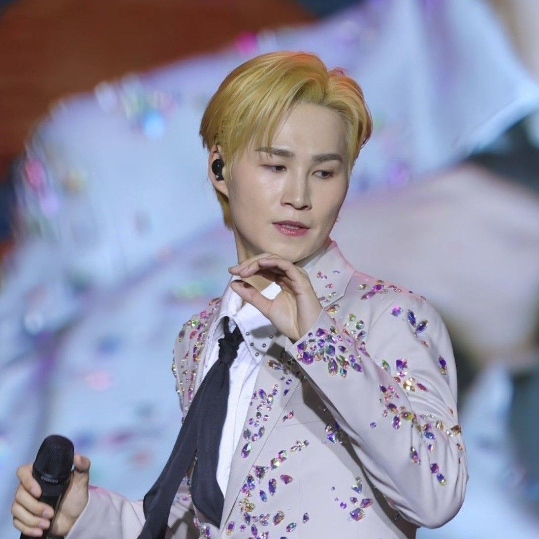 粉丝拍下的金熙栽瞬间