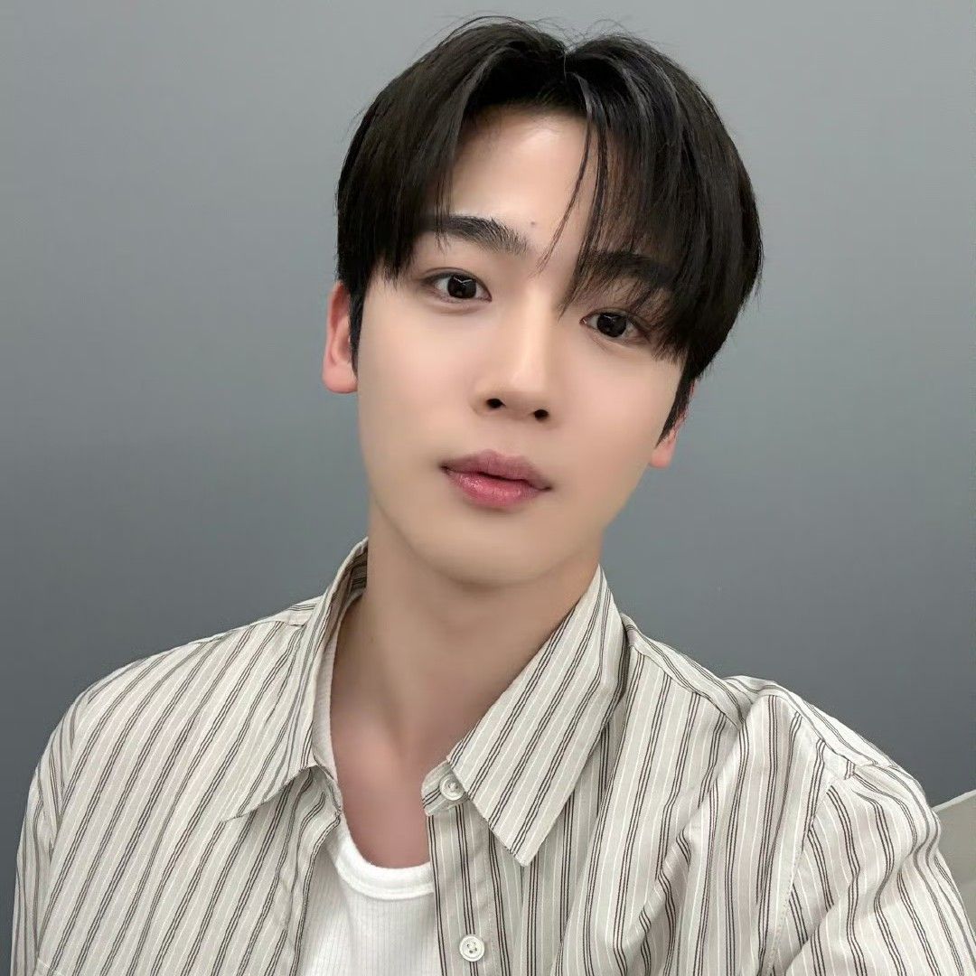 Recent activity shot of Kim Yohan