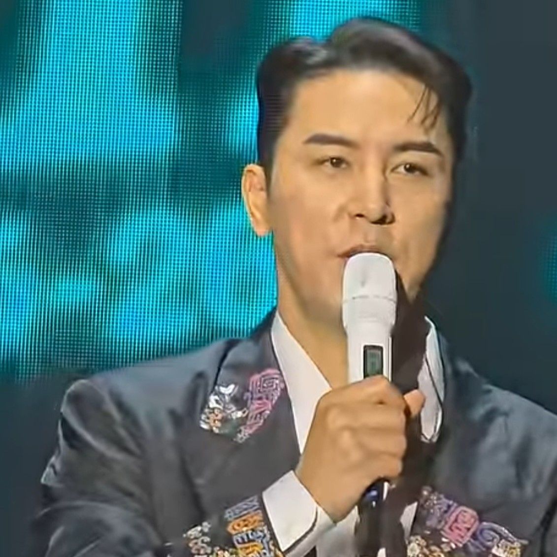 张民好的最新照片