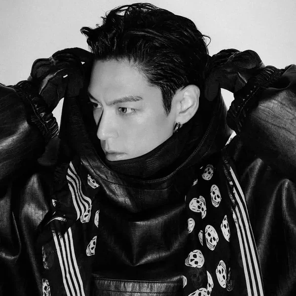 Foto profil populer T.O.P yang disukai penggemar