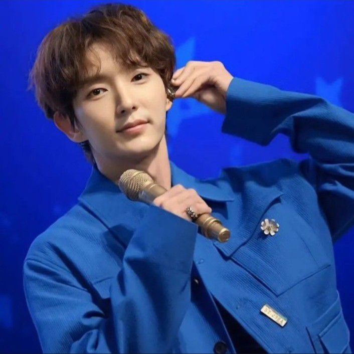 Latest photo of Lee Joongi