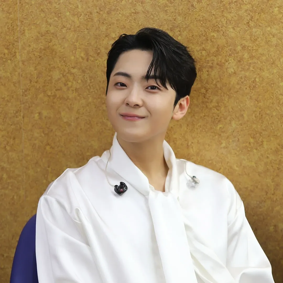 Behind-the-scenes cut of Park Minsu
