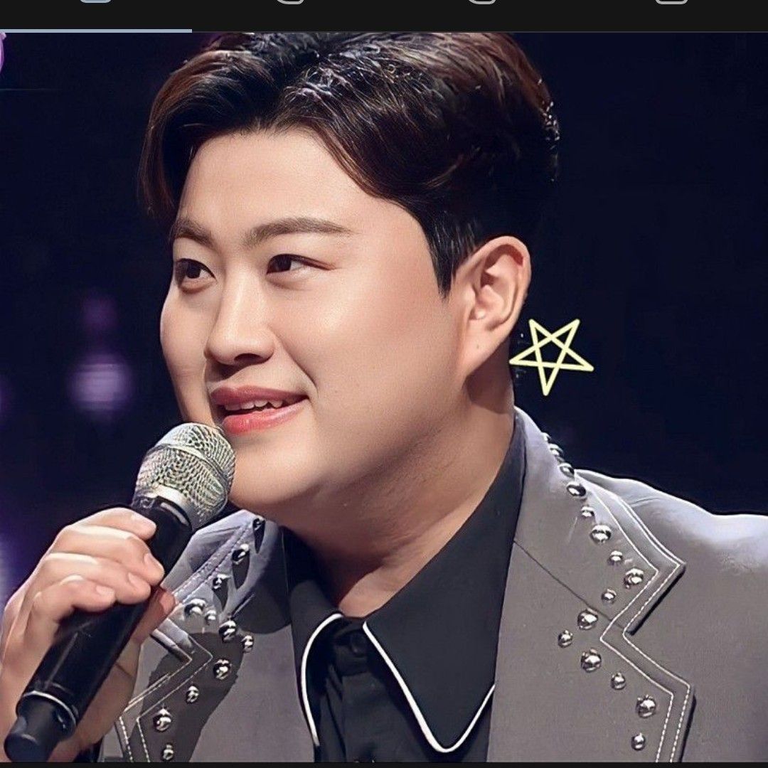 Foto kegiatan terbaru dari Kim Hojoong