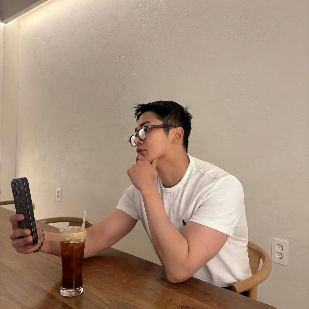 路云的最新照片