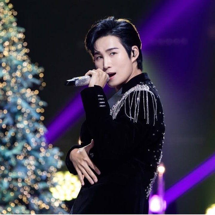 金熙栽的最新照片