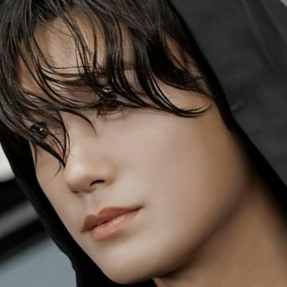 Recent activity shot of Park Hyungsik