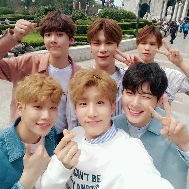 Recent activity shot of Cha Eunwoo