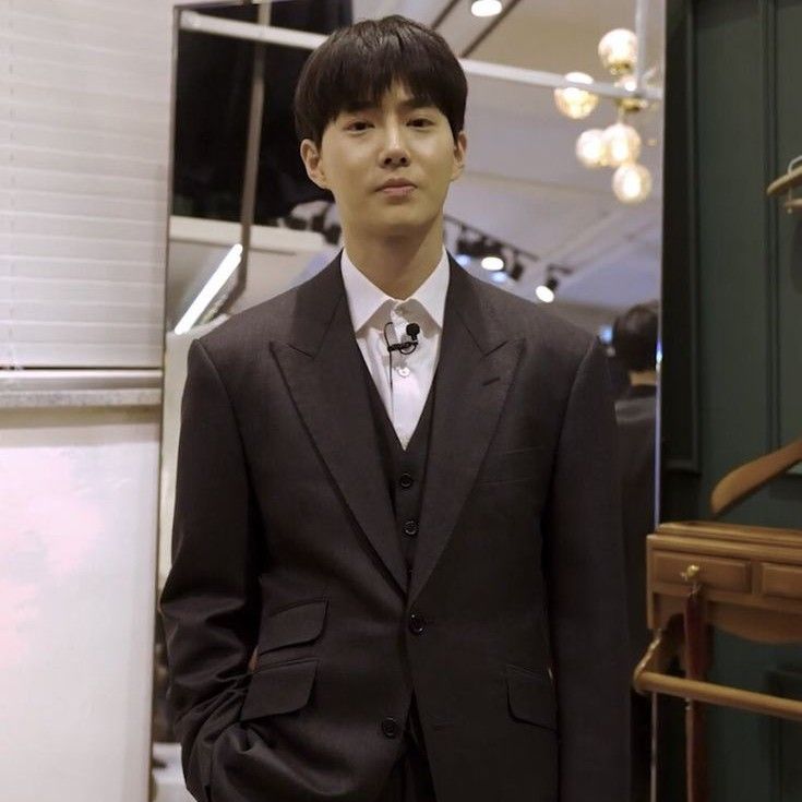 粉絲拍下的Suho瞬間