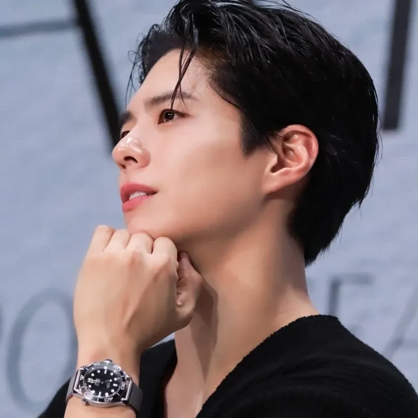 Behind-the-scenes cut of Park Bogum