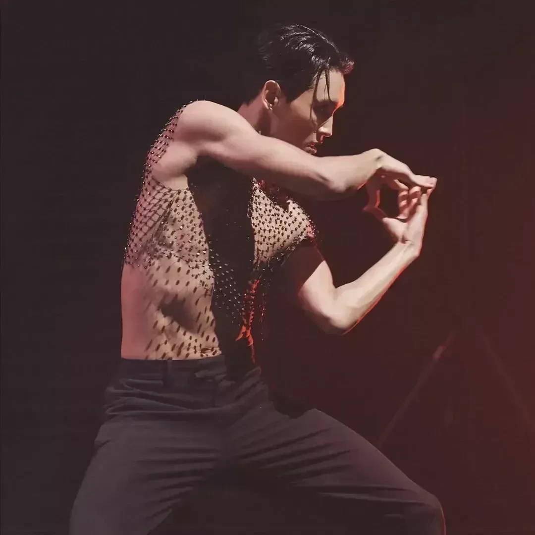 Recent activity shot of Choi Hojong