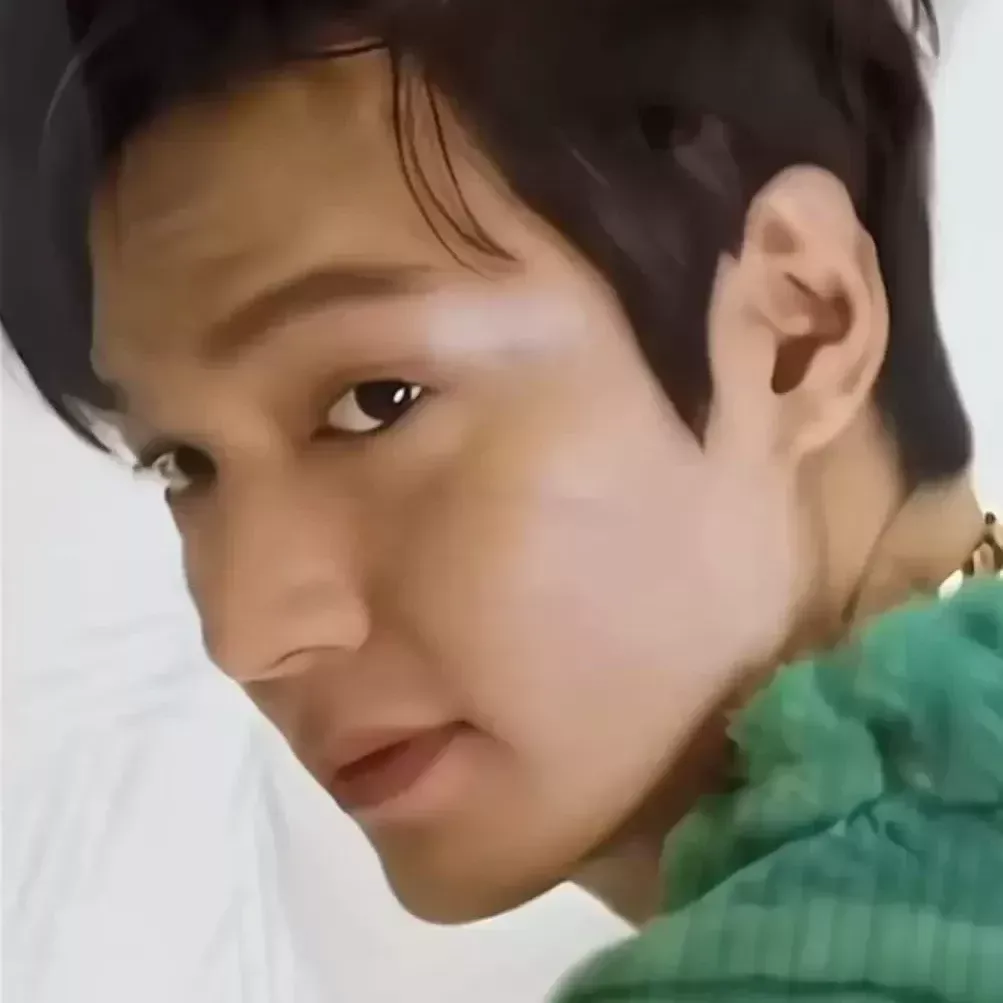 Latest photo of Lee Minho