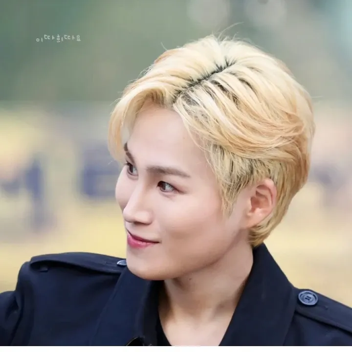 김희재 최근 활동샷