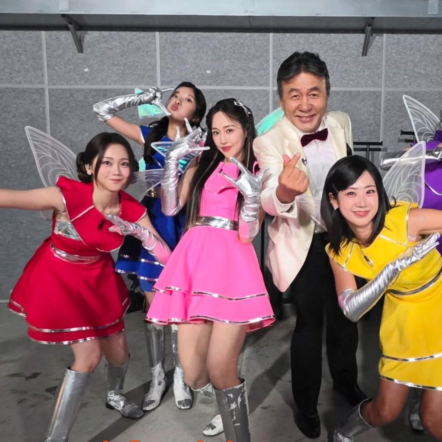 Behind-the-scenes cut of Kang Hyeyeon