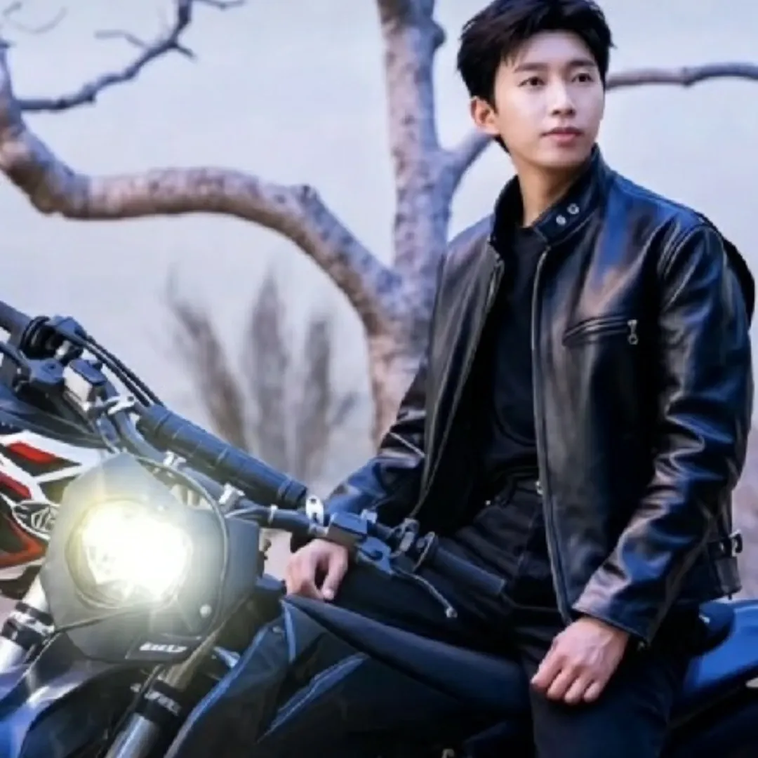 Recent activity shot of Lim Youngwoong