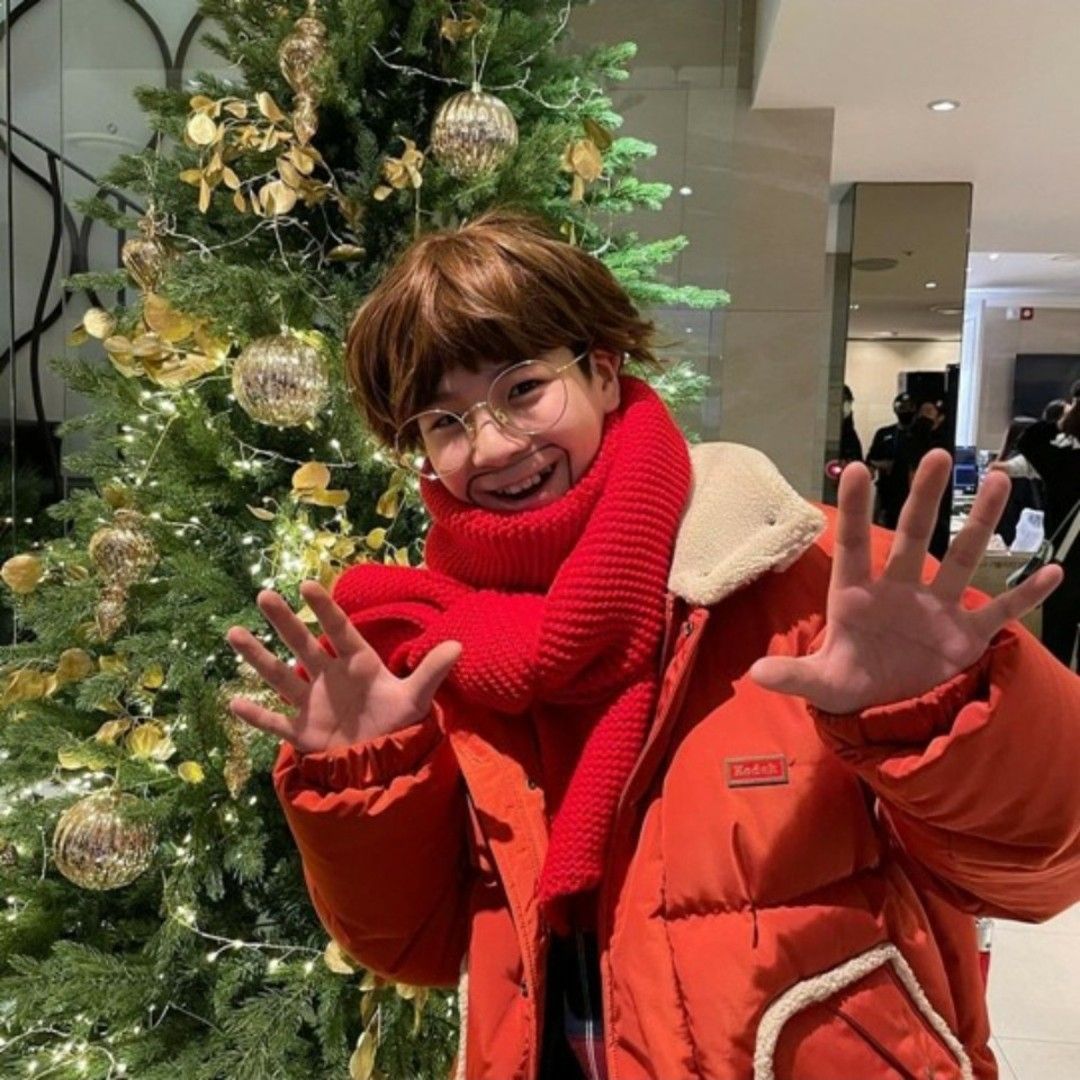 Cuplikan di balik layar dari Jeong Dongwon