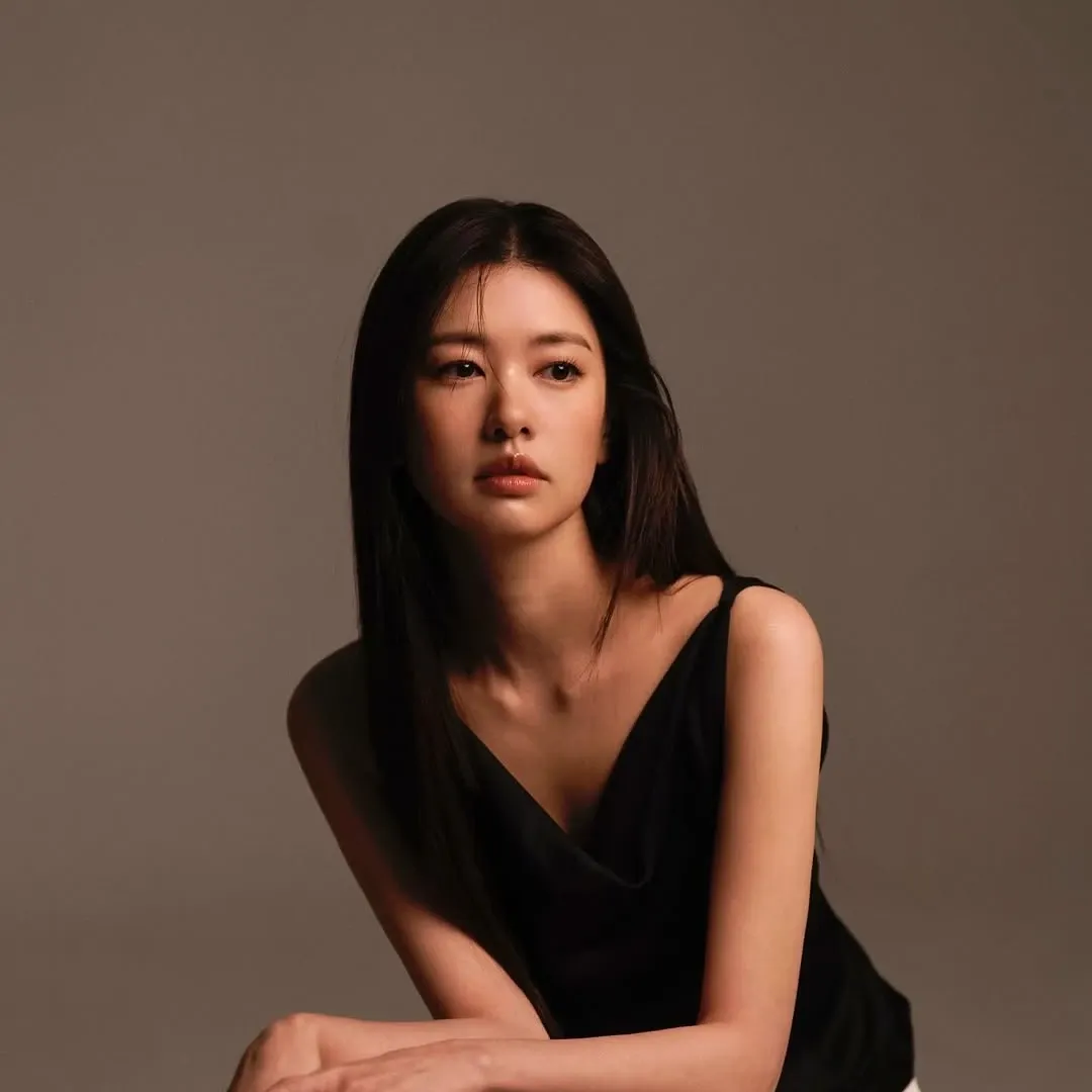 Recent activity shot of Jung Somin