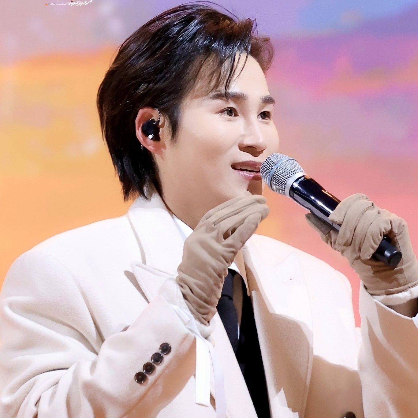 粉絲拍下的金熙栽瞬間