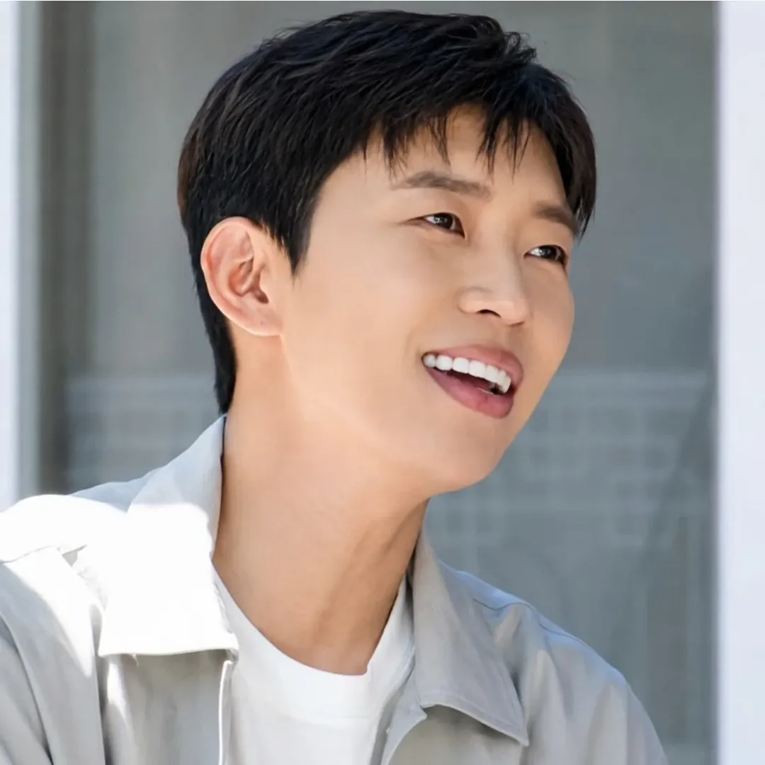 Foto terbaru dari Lim Youngwoong