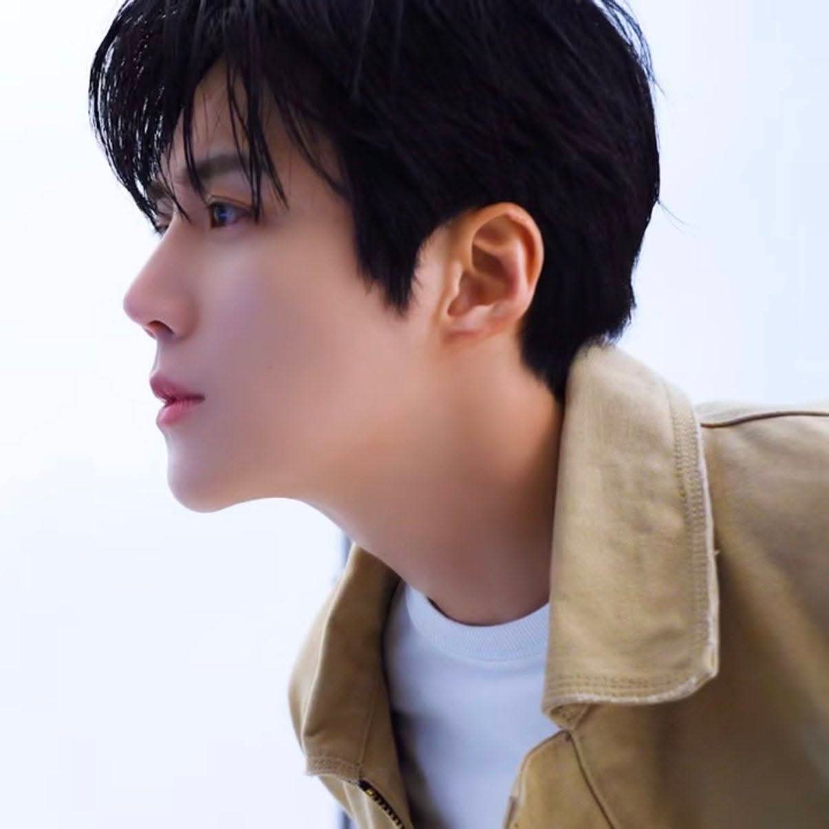 Foto kegiatan terbaru dari Kim Seonho