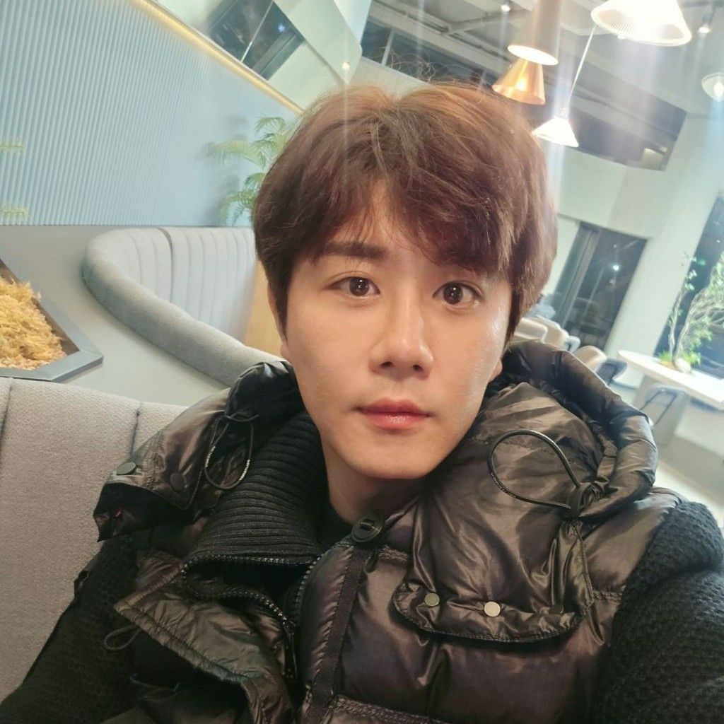 チン・ヘソンの最新写真