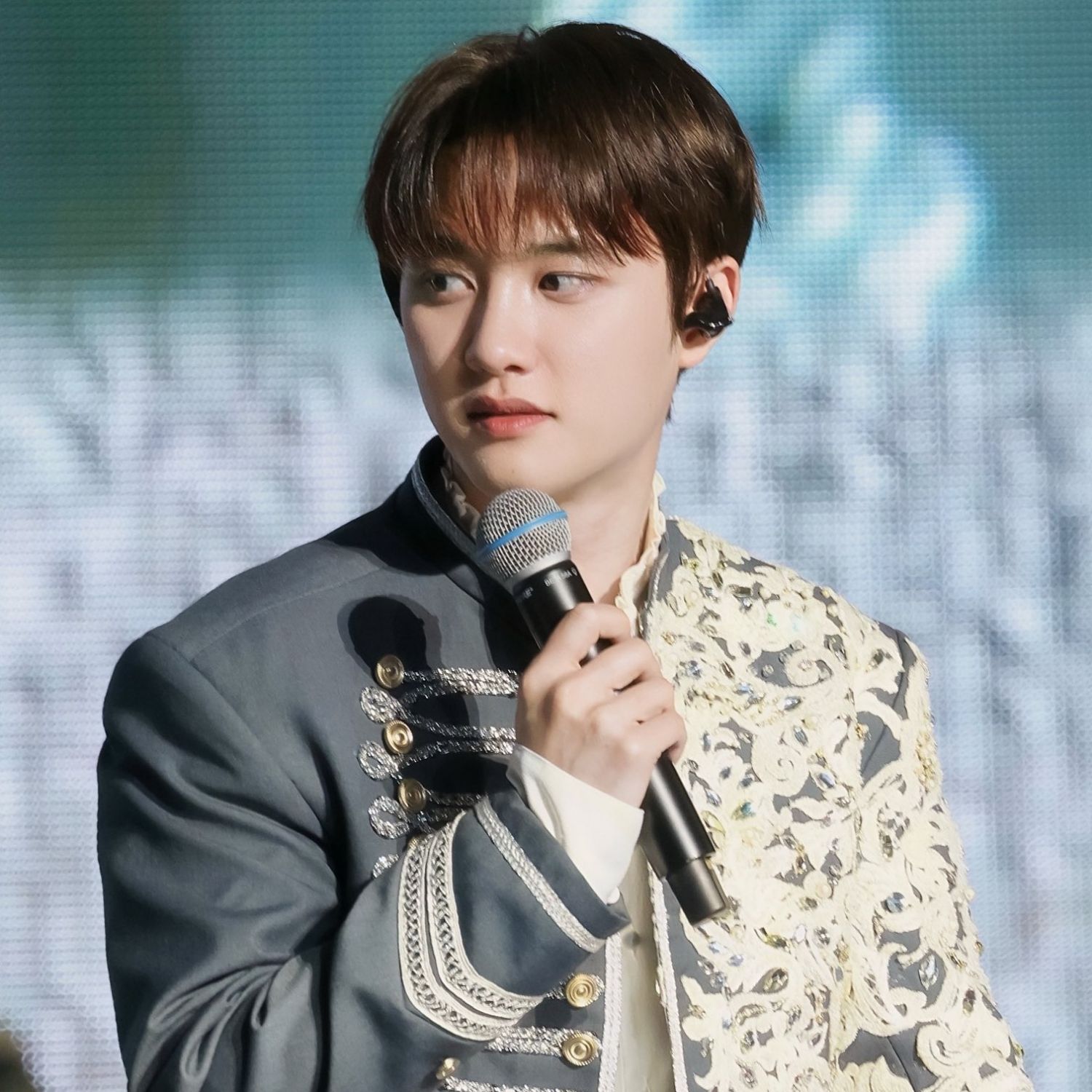 都暻秀 (D.O.)的幕後花絮