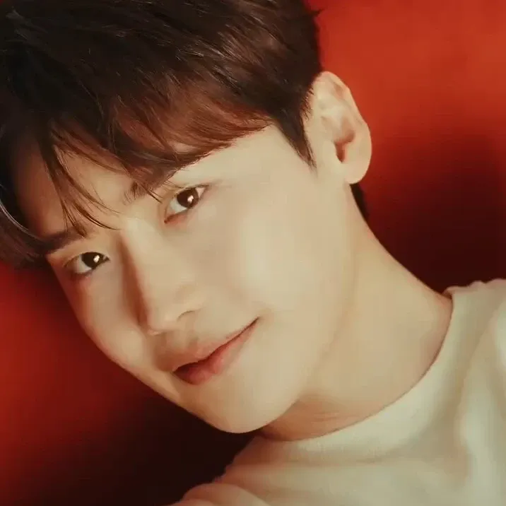 A moment captured by a fan of Lee Jongsuk