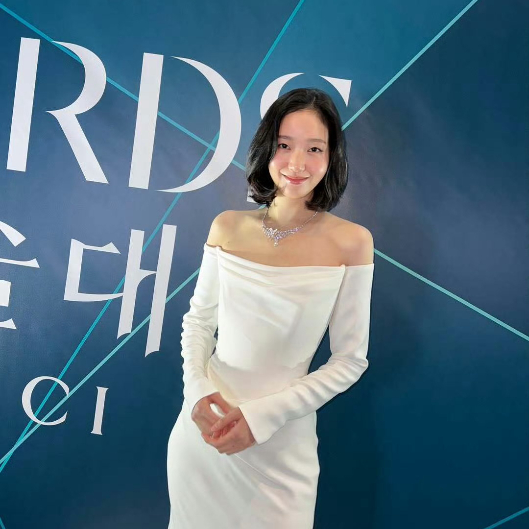 김고은의 비하인드 컷