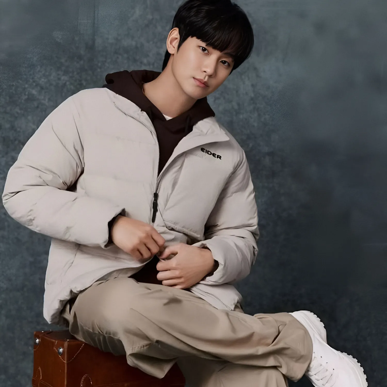 Recent activity shot of Kim Soohyun