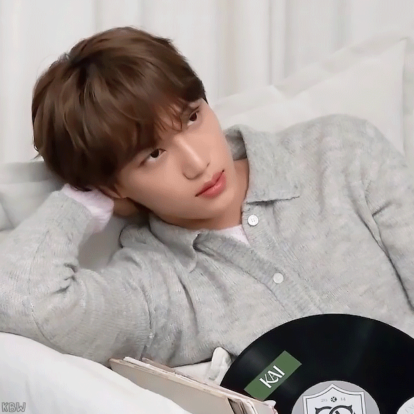 A moment captured by a fan of KAI