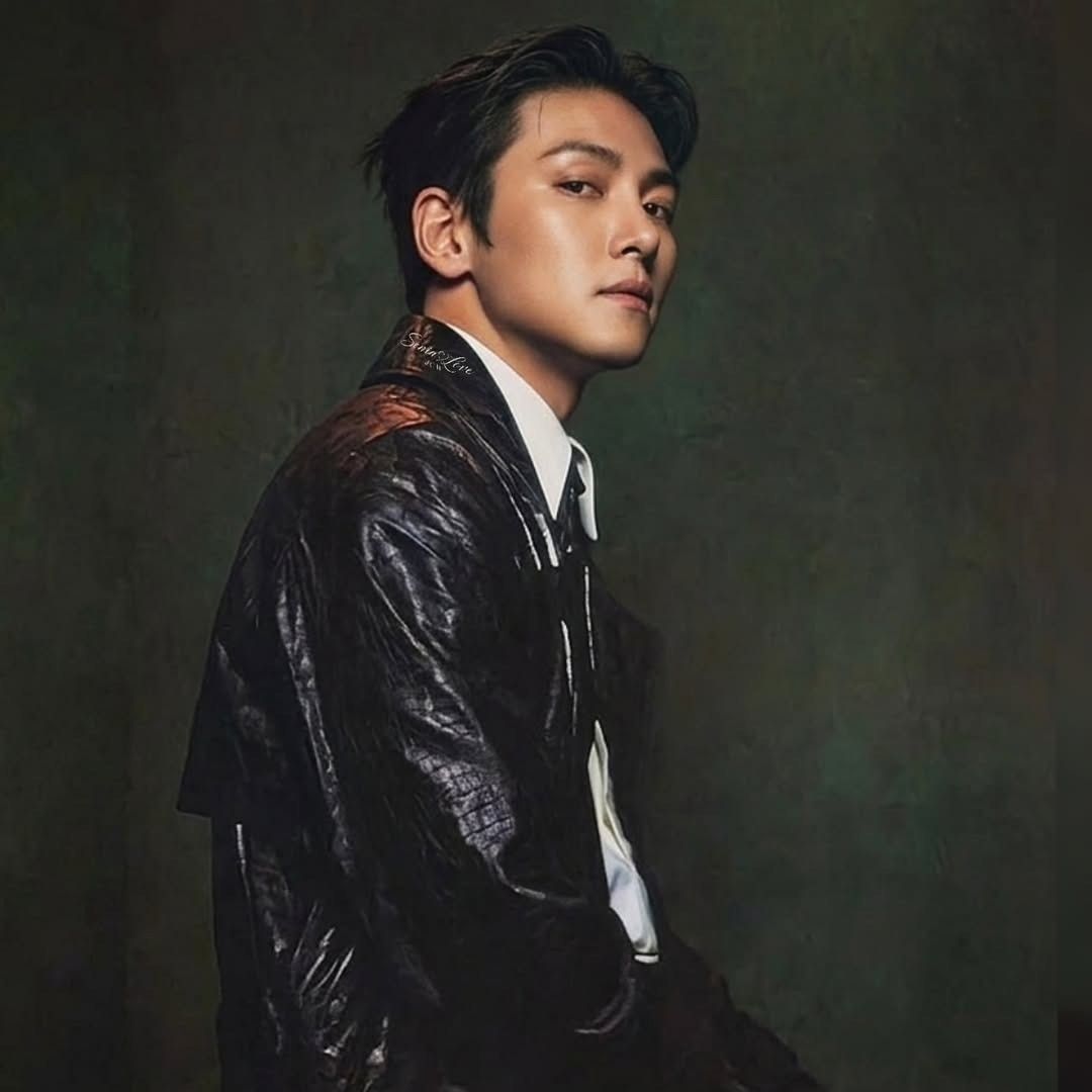 チ・チャンウクの最近の活動ショット