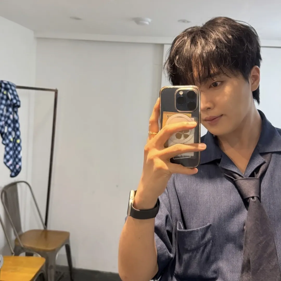 Latest photo of Hwang Yunsung