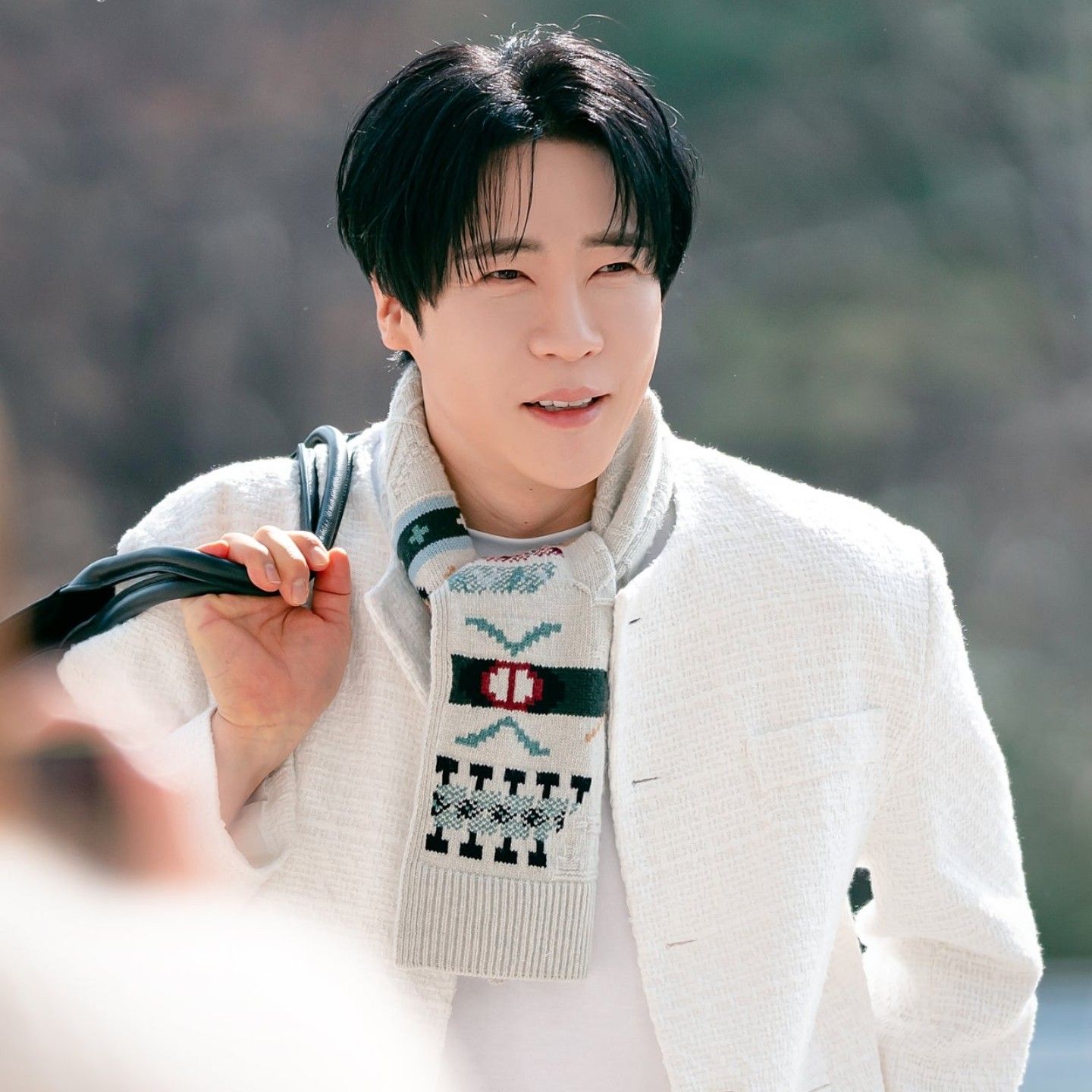 エノクの最近の活動ショット