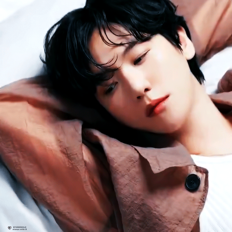 Latest photo of Baekhyun