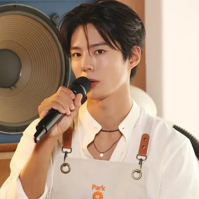 Latest photo of Park Bogum
