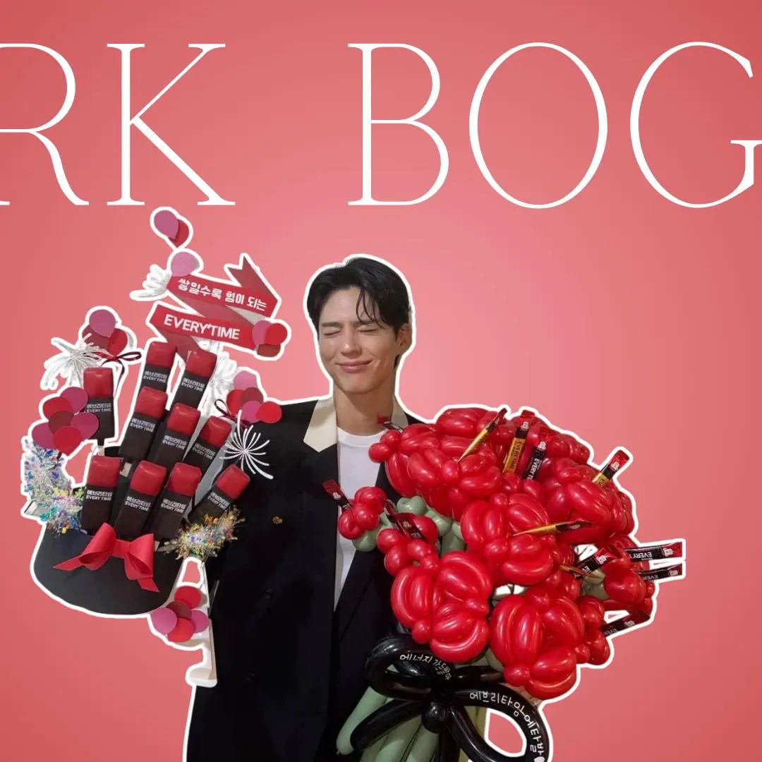 A moment captured by a fan of Park Bogum
