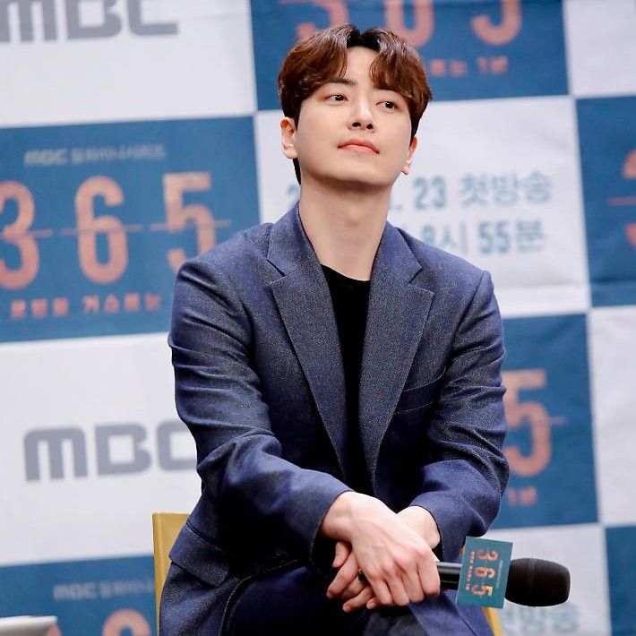Latest photo of Lee Joonhyuk