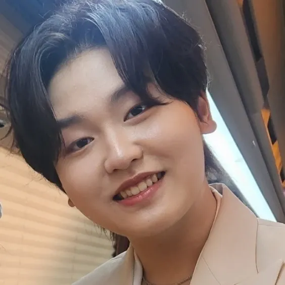 Behind-the-scenes cut of Park Sungon