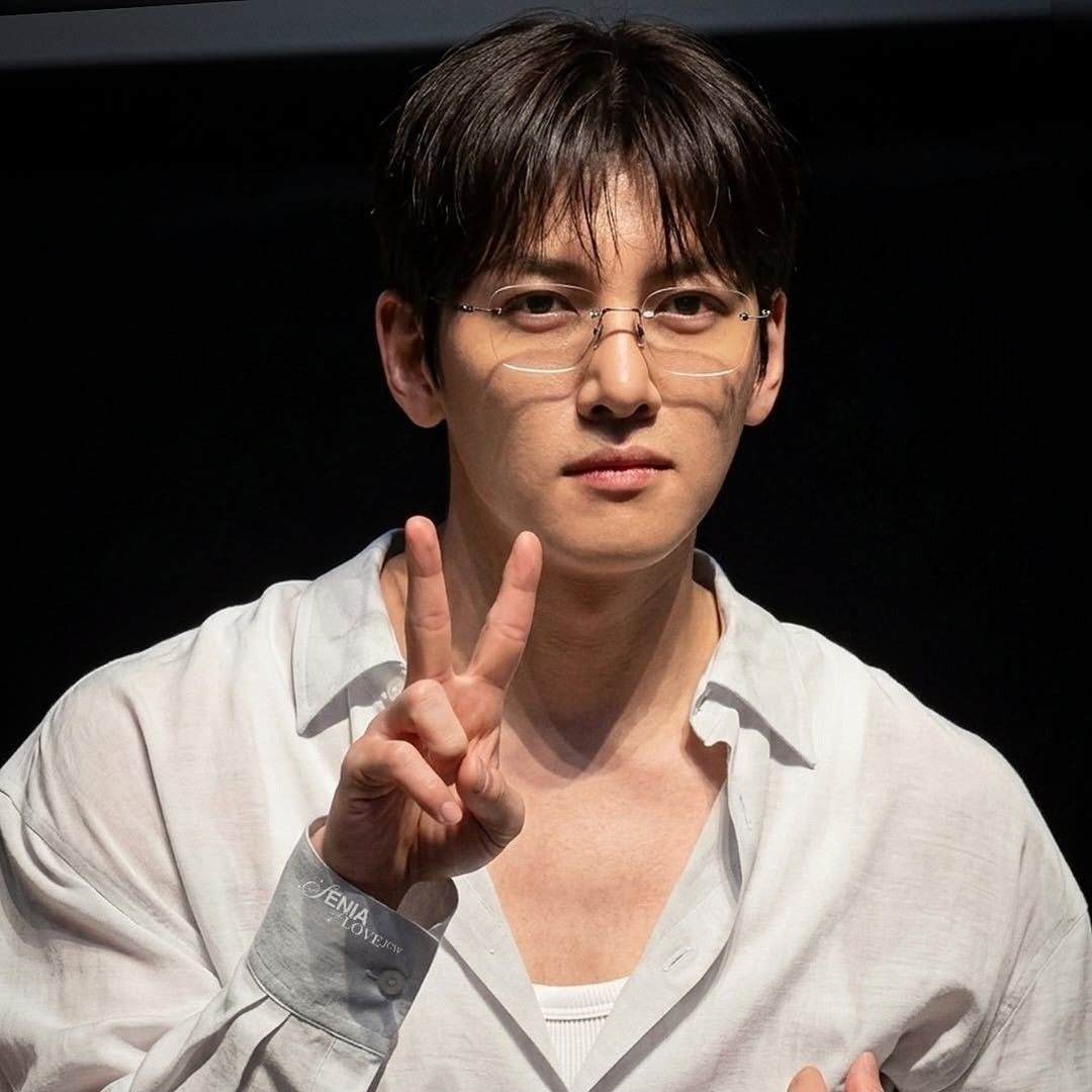 A moment captured by a fan of Ji Changwook