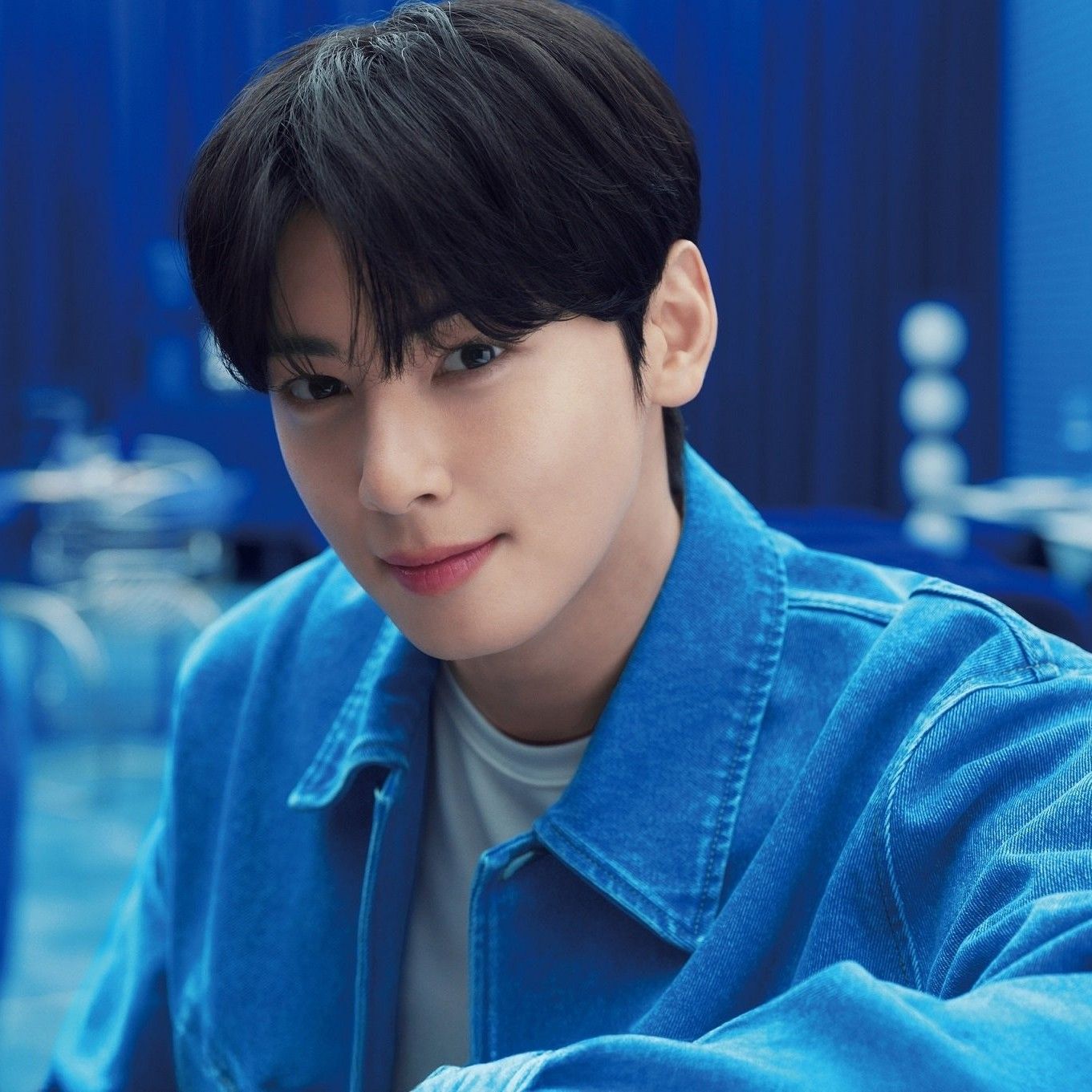 Recent activity shot of Cha Eunwoo